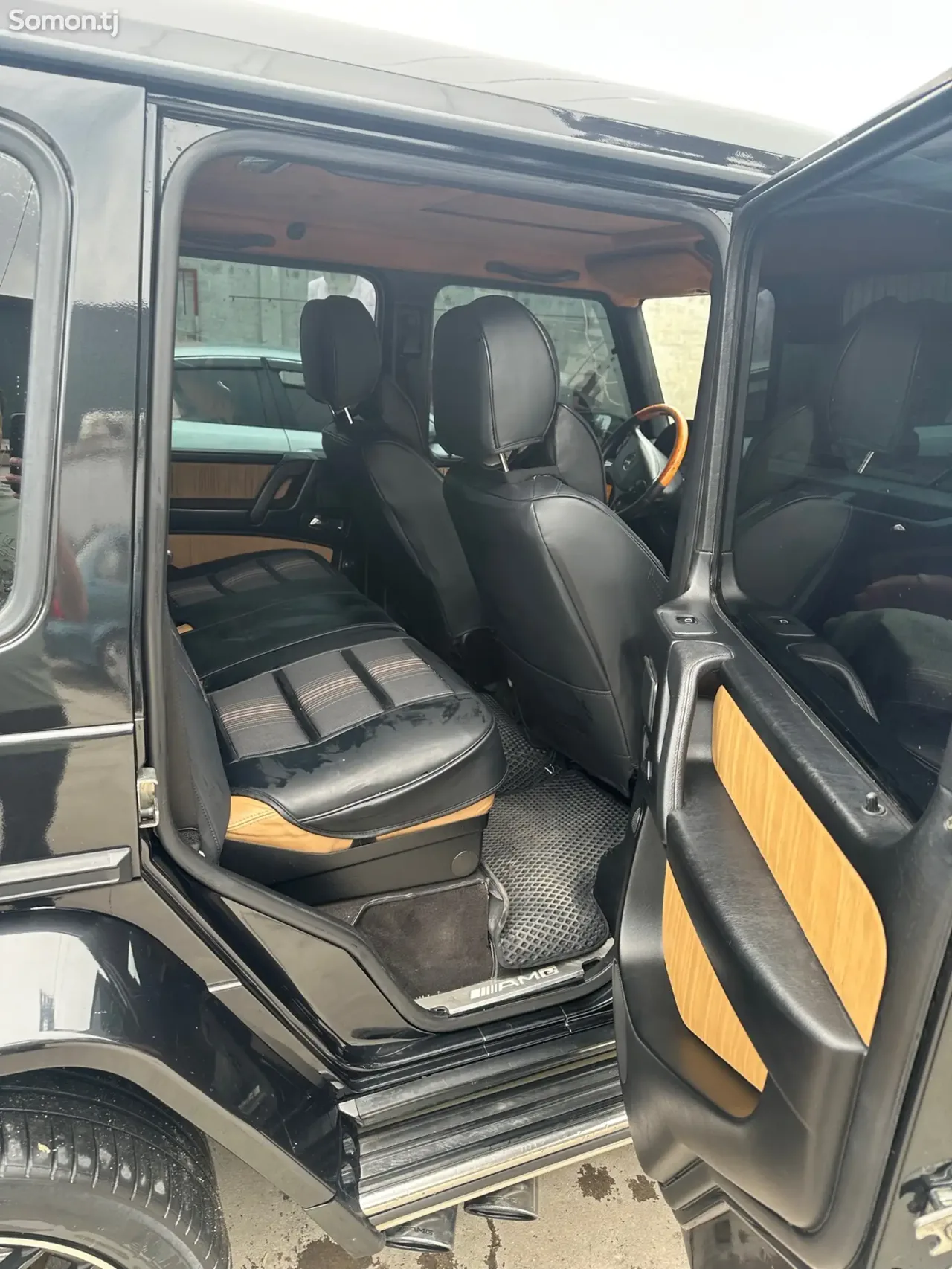 Mercedes-Benz G class 2009 · 5.5 AT