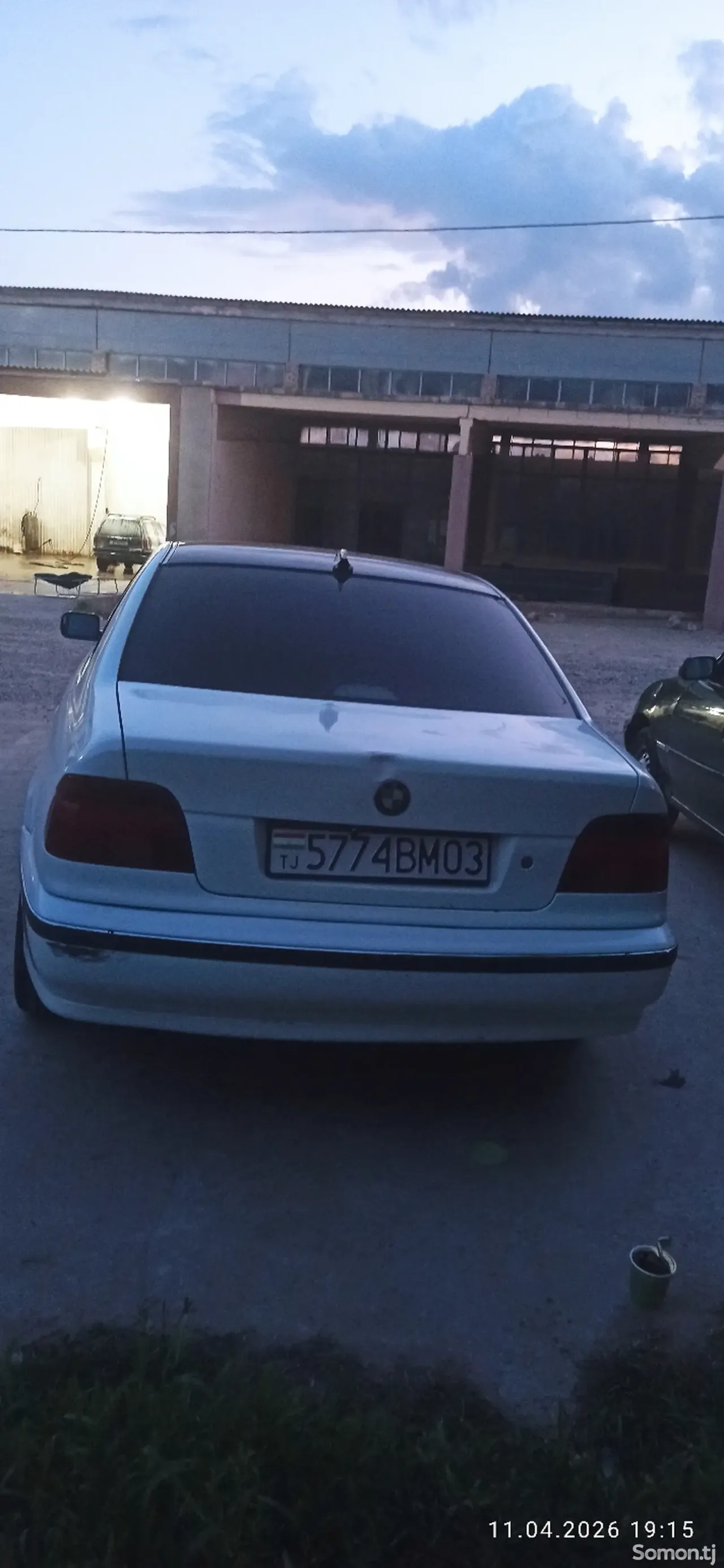 BMW 5 series 1997 · 2.8 MT