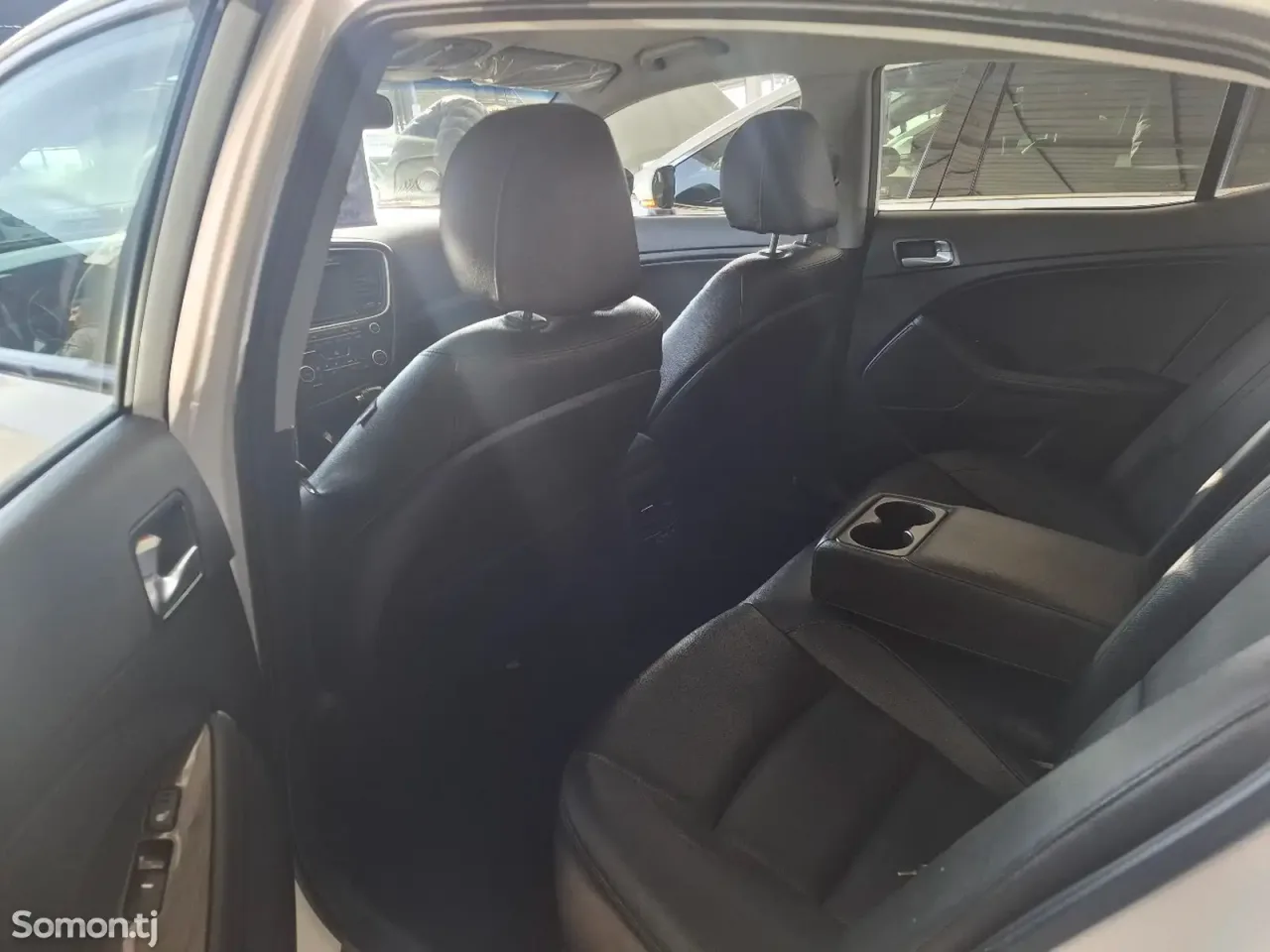 Kia K5 2014 · 2.0 AT