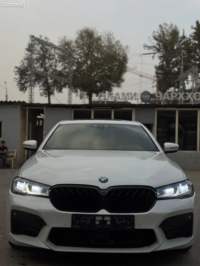 BMW 5 series 2018 · 3.0 AT