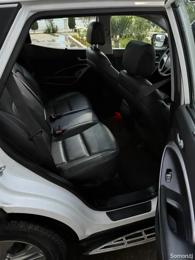 Hyundai Santa Fe 2014 · 2.4 AT