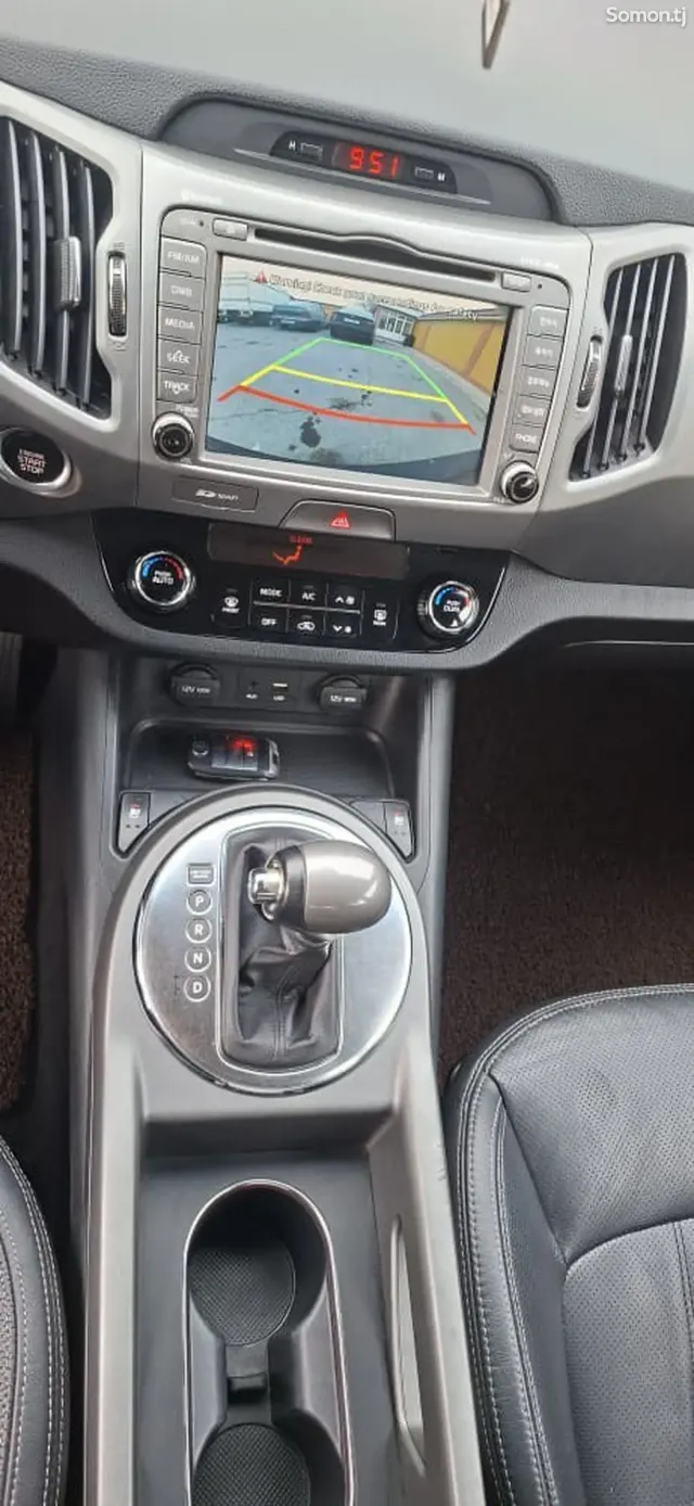 Kia Sportage 2015 · 2.0 AT
