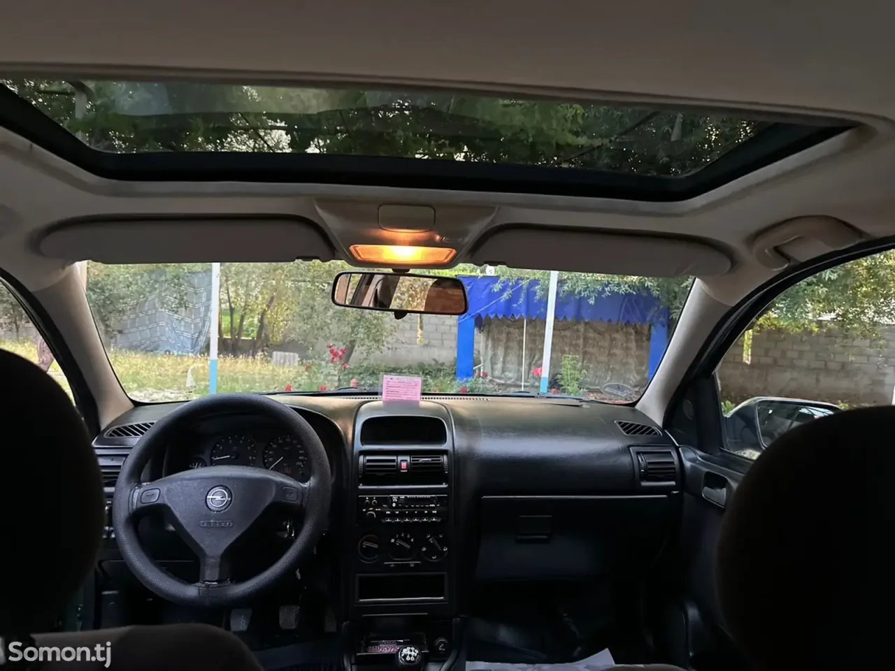 Opel Astra G 1999 · 1.6 MT