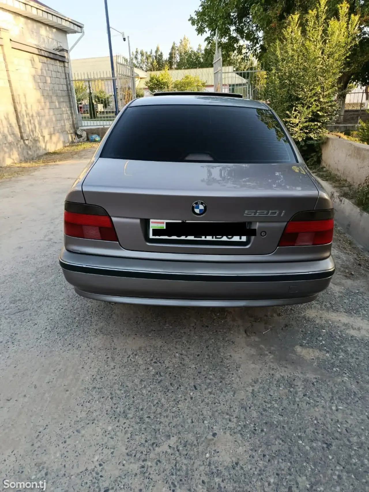 BMW 5 series 1997 · 2.0 MT