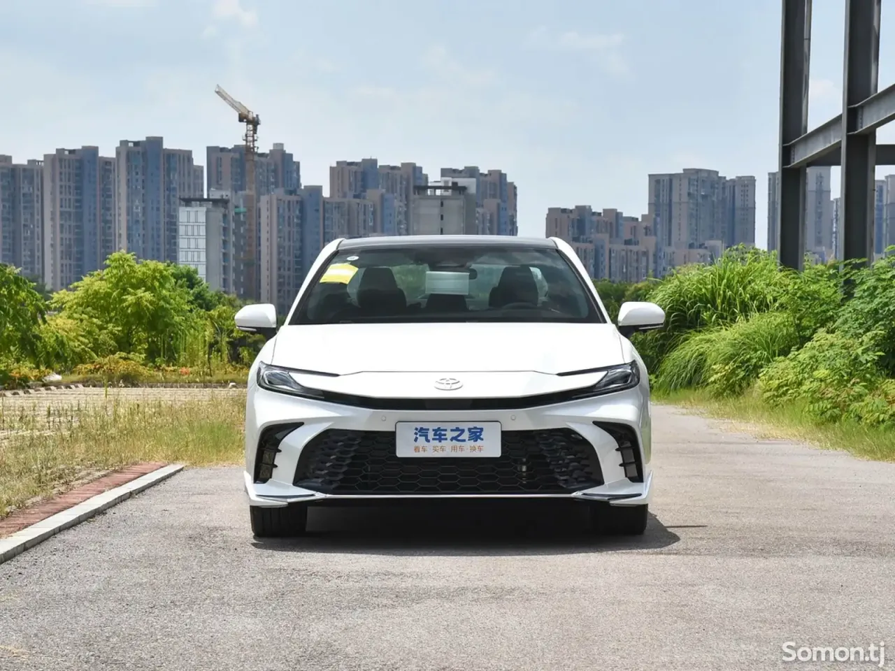Toyota Camry 2026 · 2.0 AT
