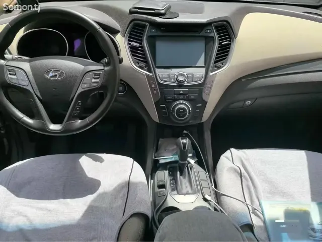 Hyundai Santa Fe 2015 · 2.4 AT