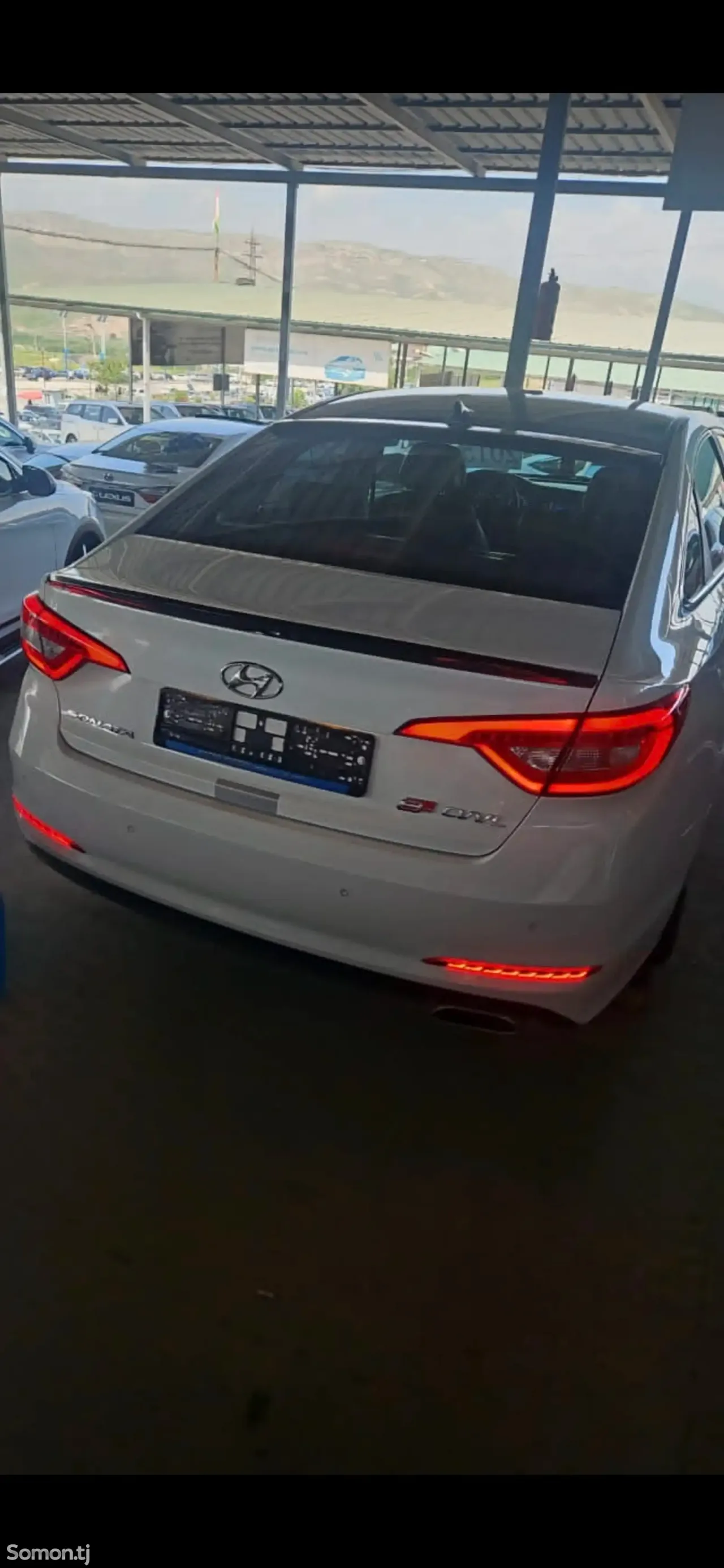 Hyundai Sonata 2015 · 2.0 AT