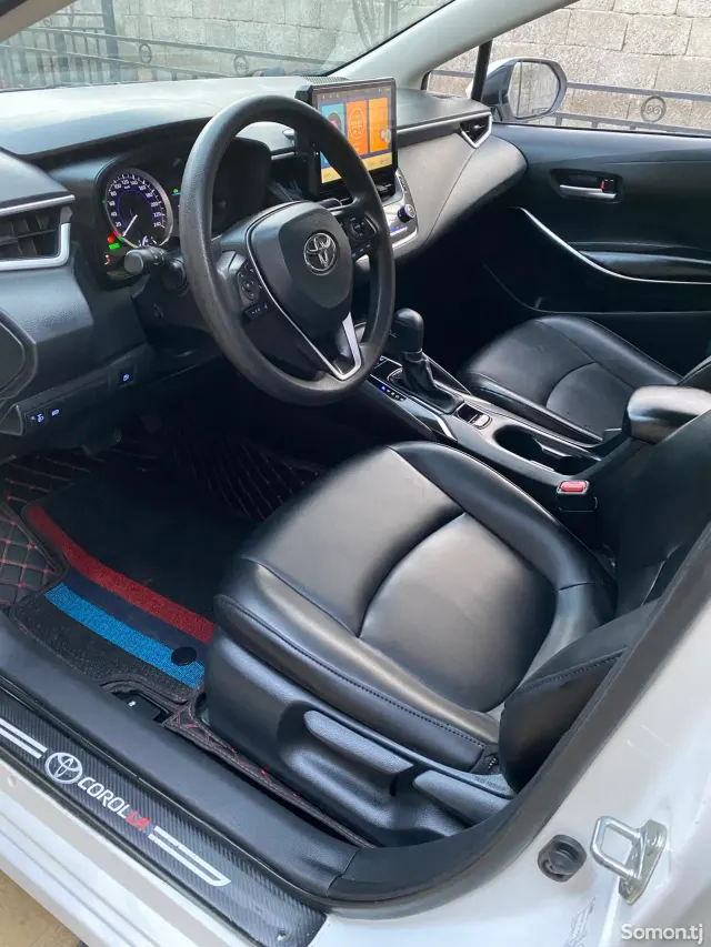Toyota Corolla 2020 · 1.8 AT