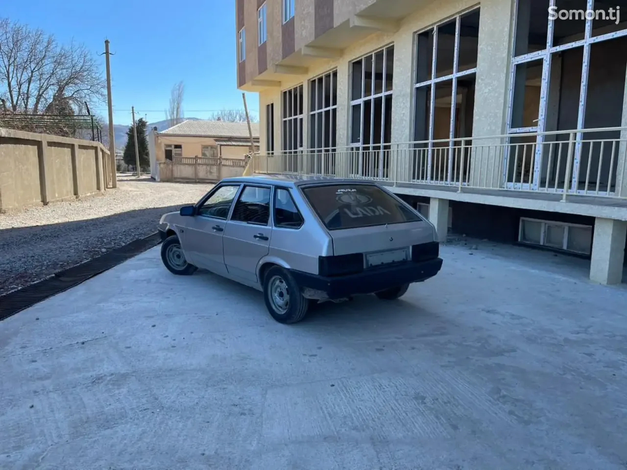 Lada (ВАЗ) 2109 2000 · 1.7 MT
