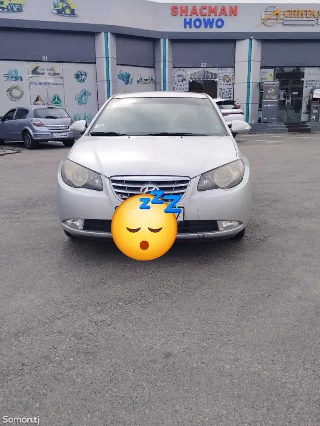 Hyundai Avante 2010 · 1.6 AT