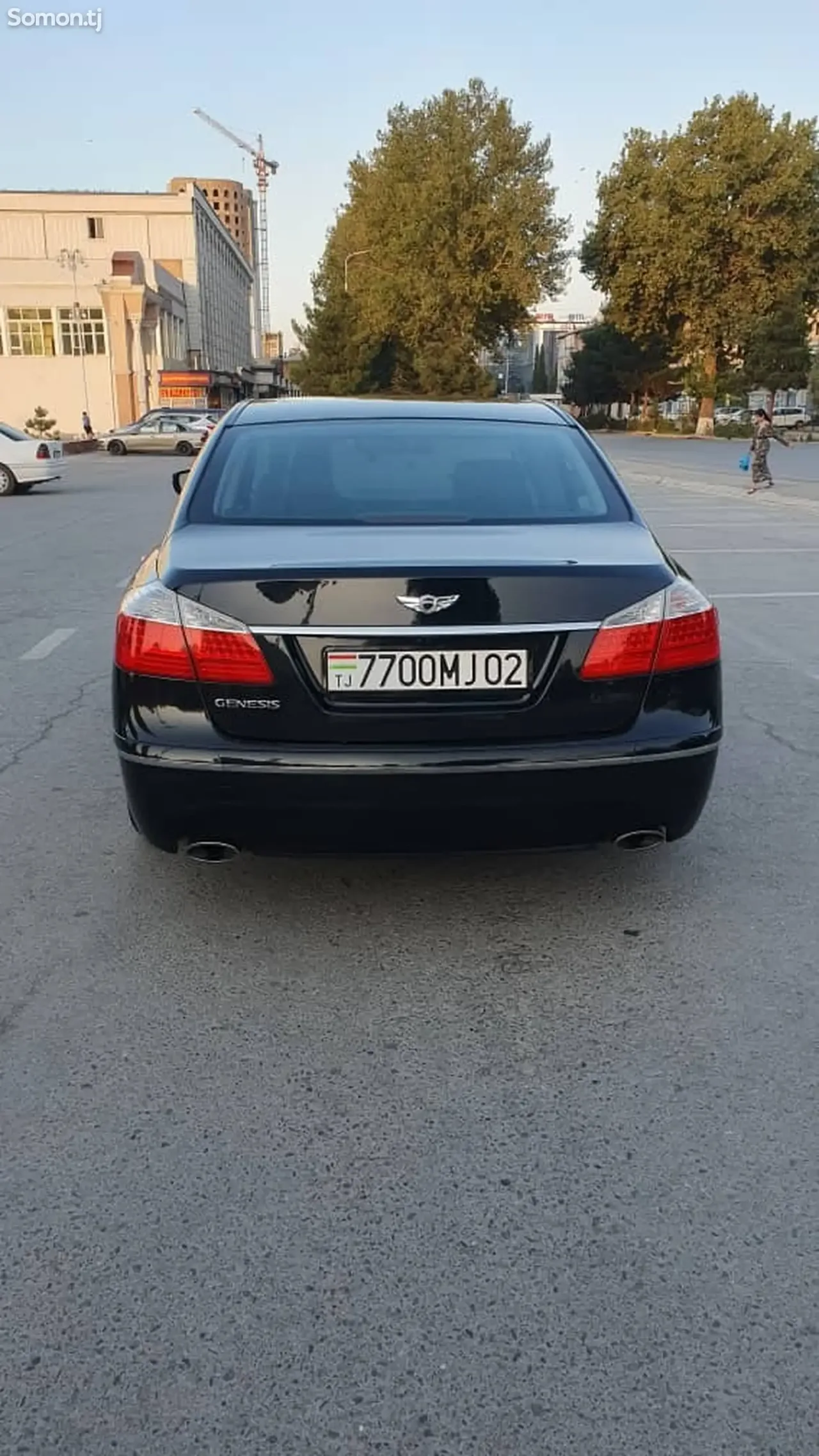 Hyundai Genesis 2008 · 3.8 AT