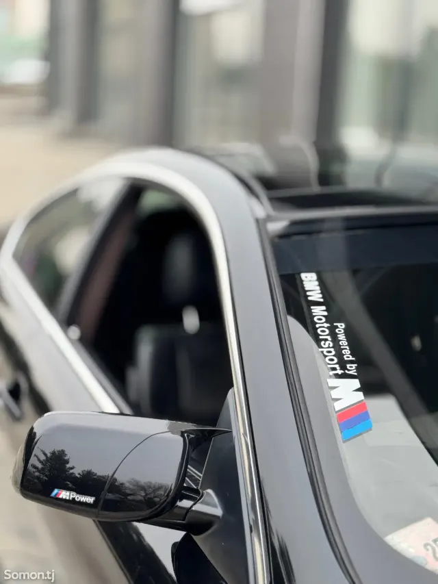 BMW M6 2007 · 4.8 AT