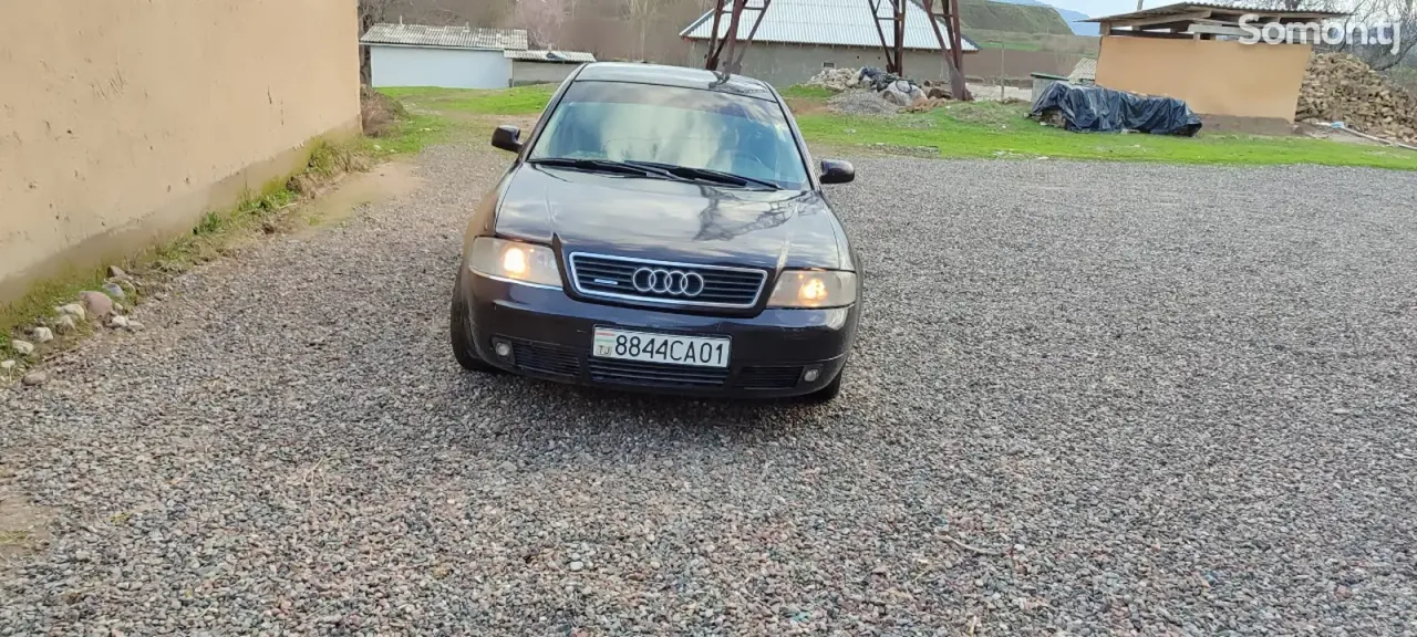 Audi A6 2001 · 2.4 MT