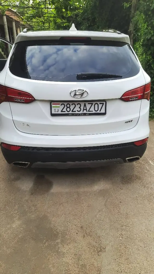 Hyundai Santa Fe 2015 · 2.0 AT
