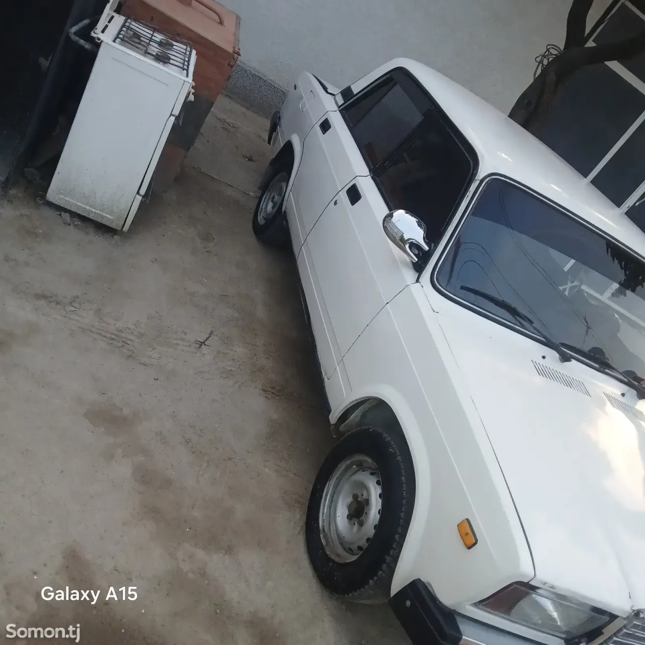 Lada (ВАЗ) 2107 2004 · 1.5 MT