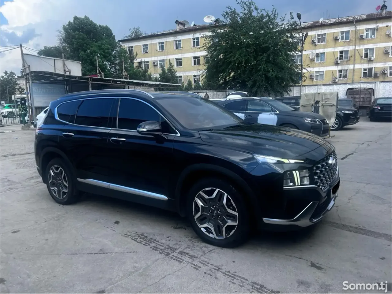 Hyundai Santa Fe 2022 · 2.5 AT