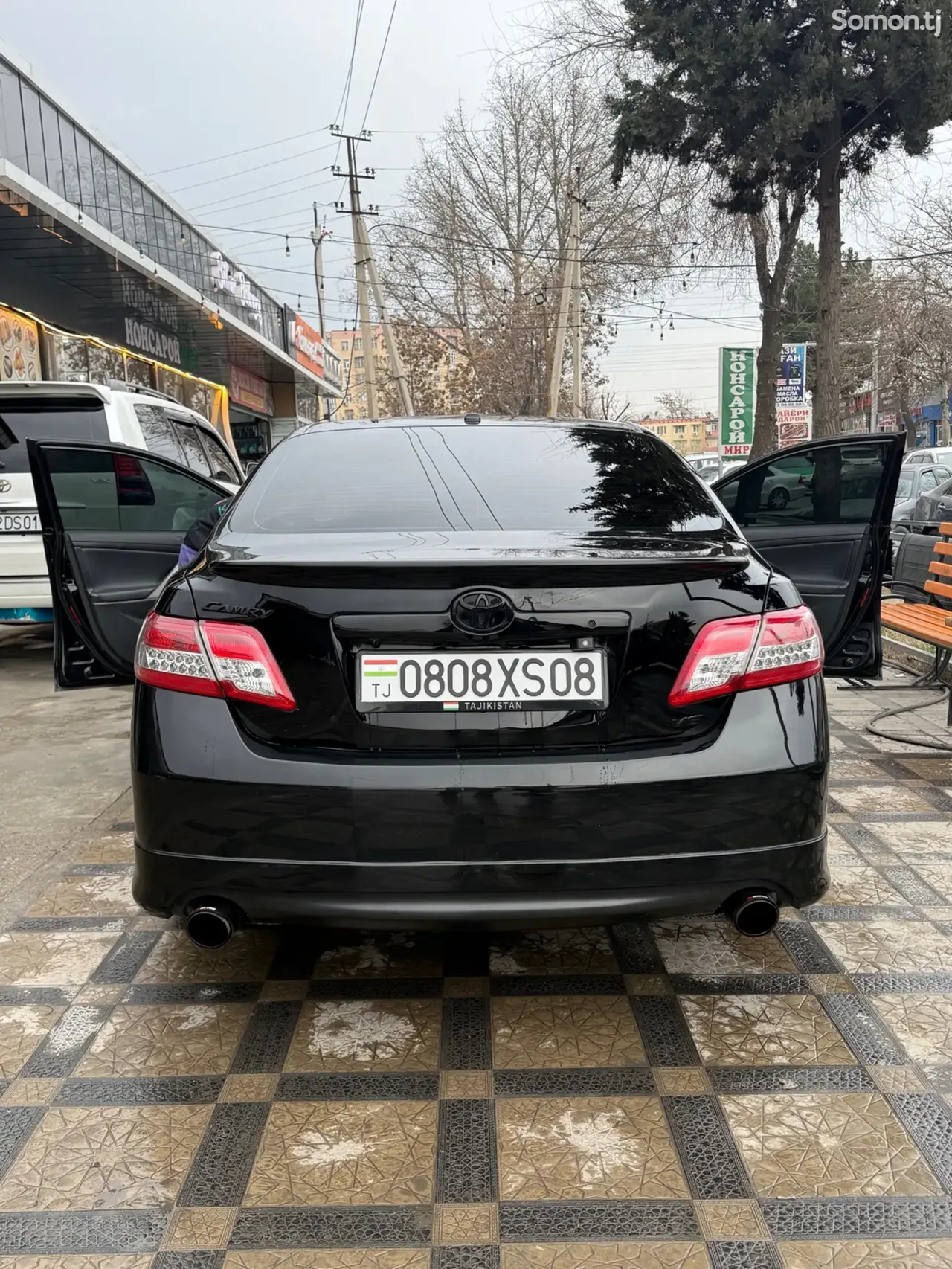 Toyota Camry 2011 · 3.5 AT