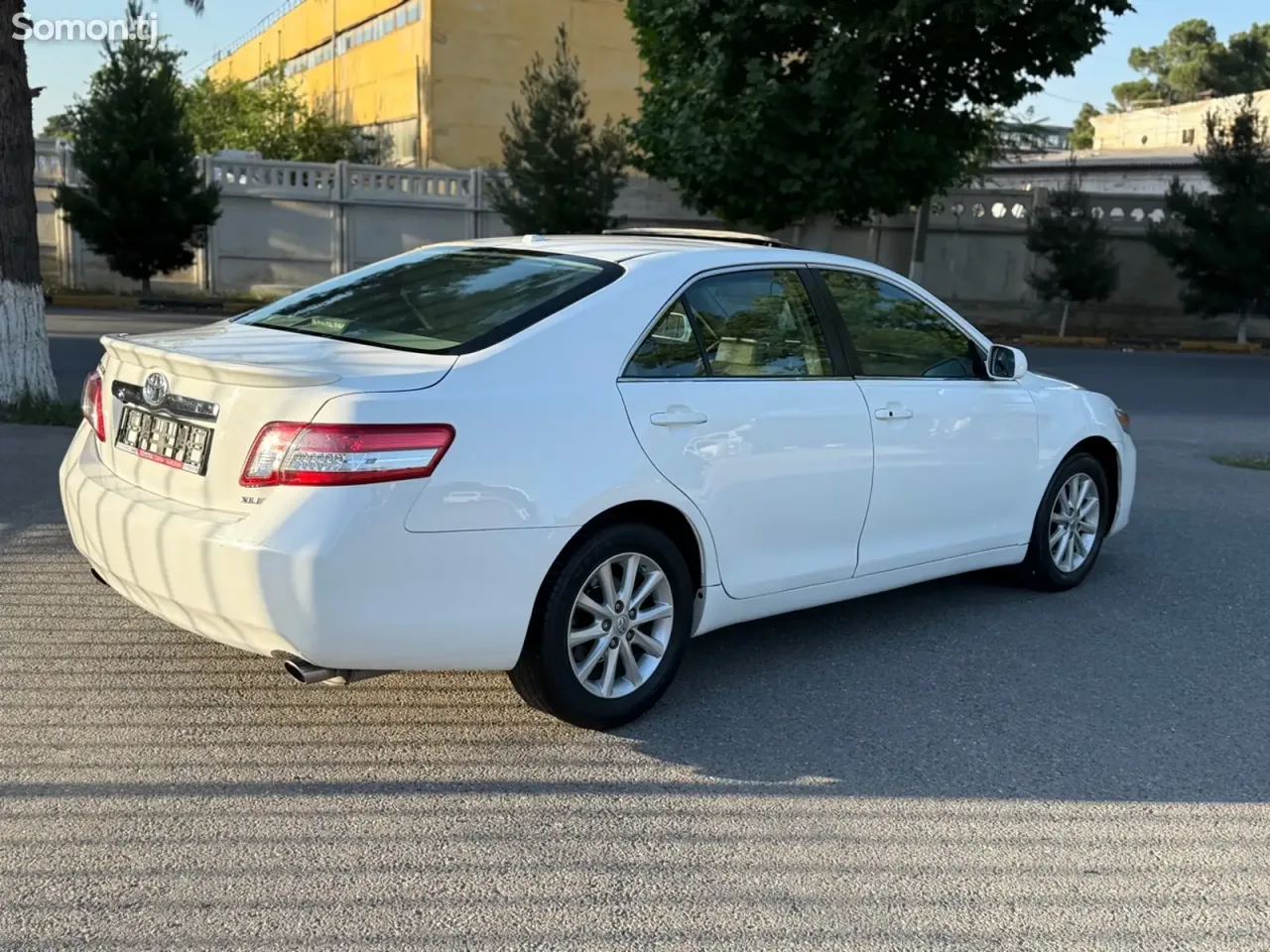 Toyota Camry 2011 · 3.5 AT