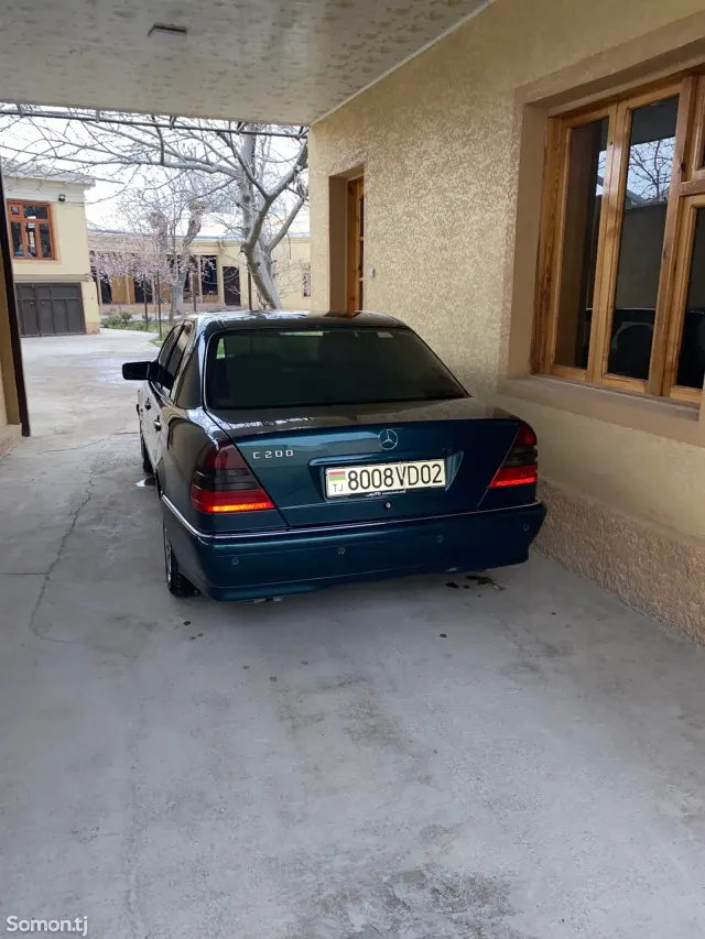 Mercedes-Benz C class 1999 · 2.0 AT