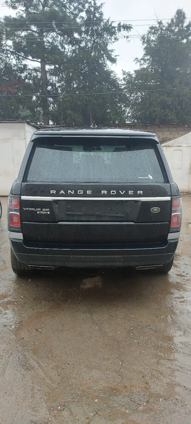 Land Rover Vogue 2018 · 4.4 AT