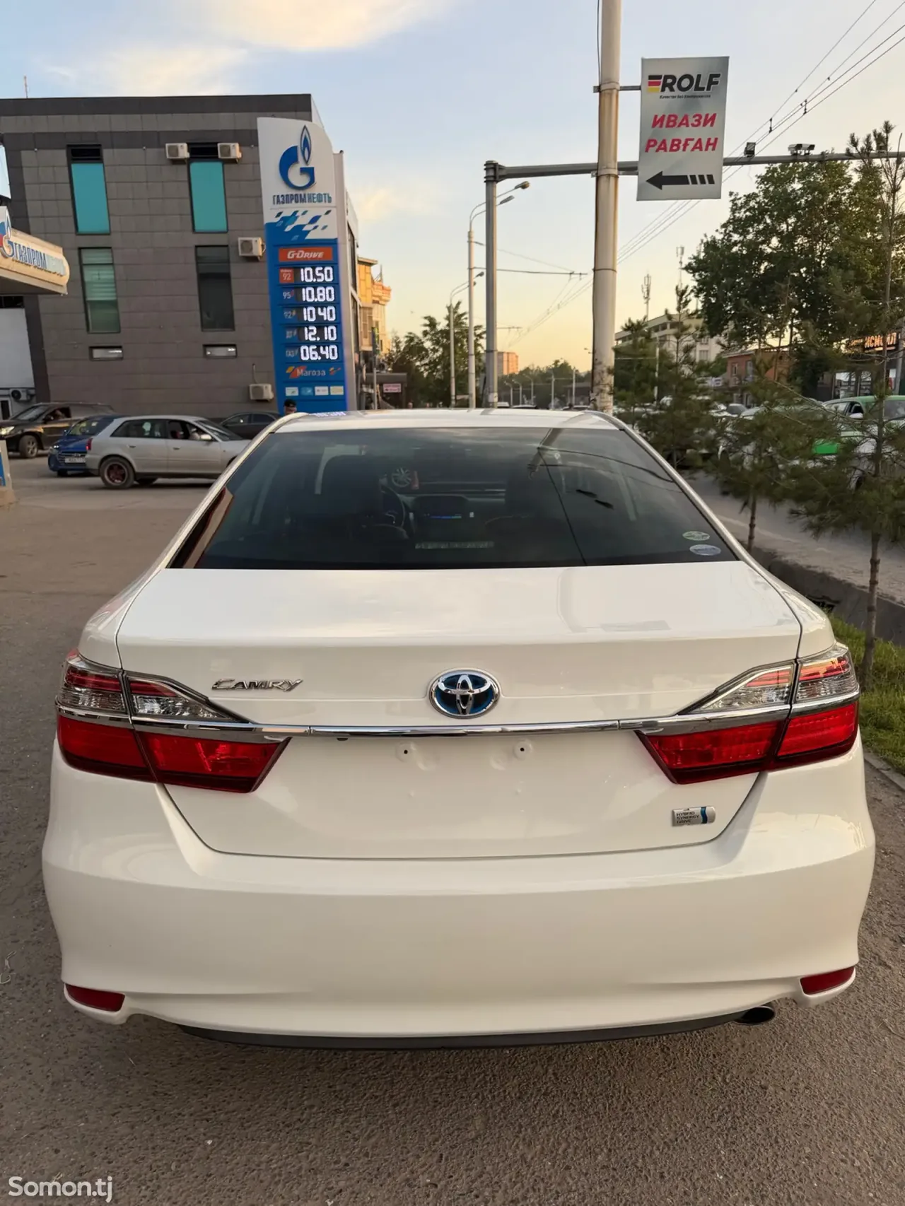 Toyota Camry 2015 · 2.5 AT