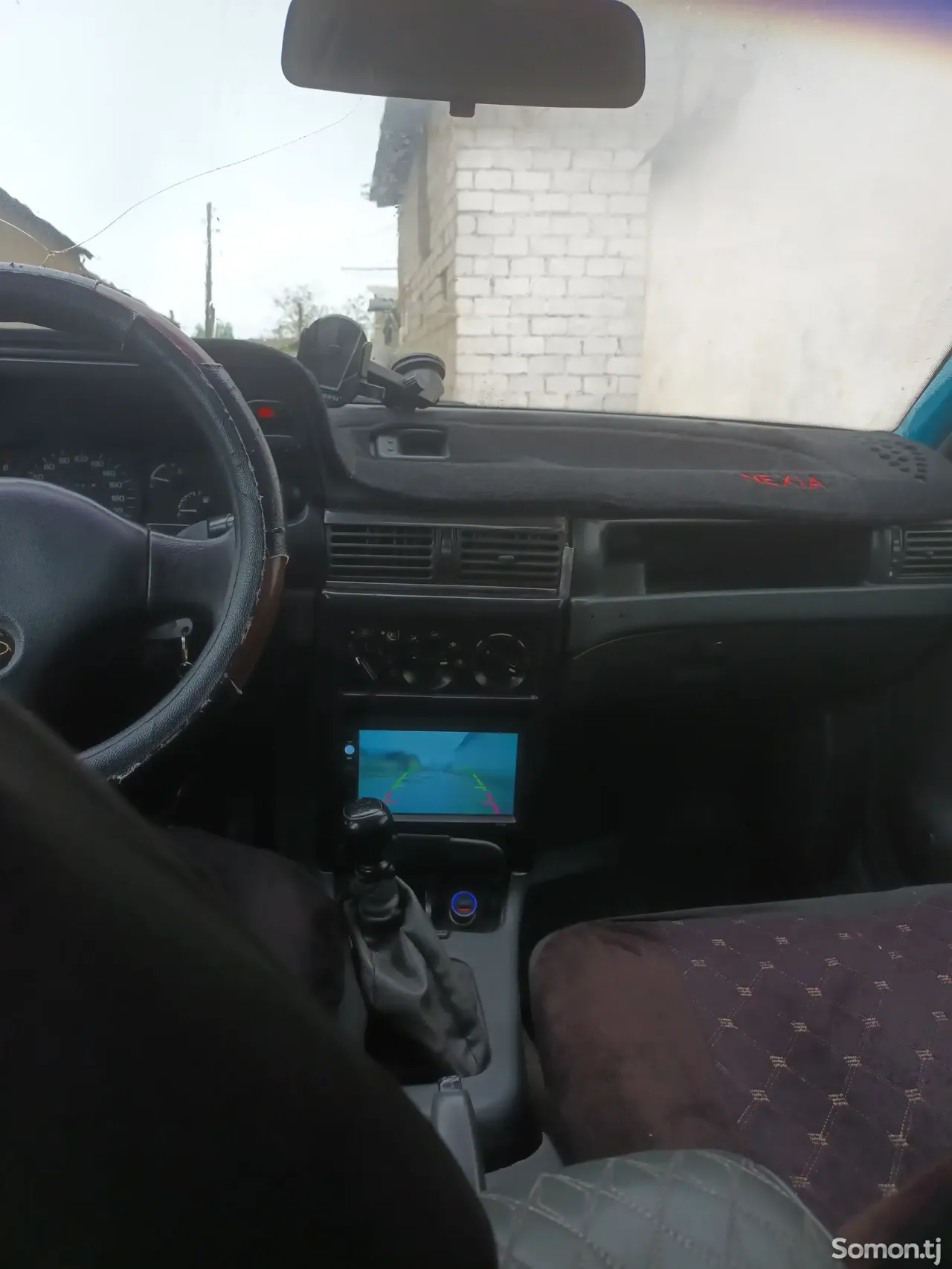 Daewoo Nexia 1995 · 1.6 MT