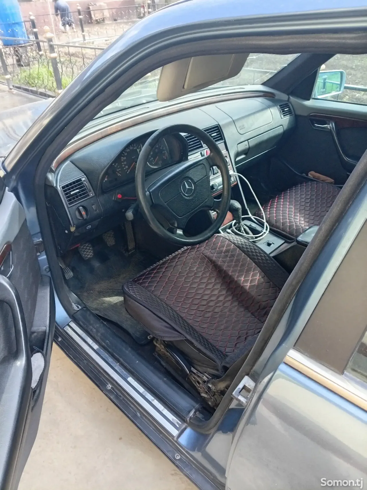 Mercedes-Benz C class 1996 · 2.0 MT