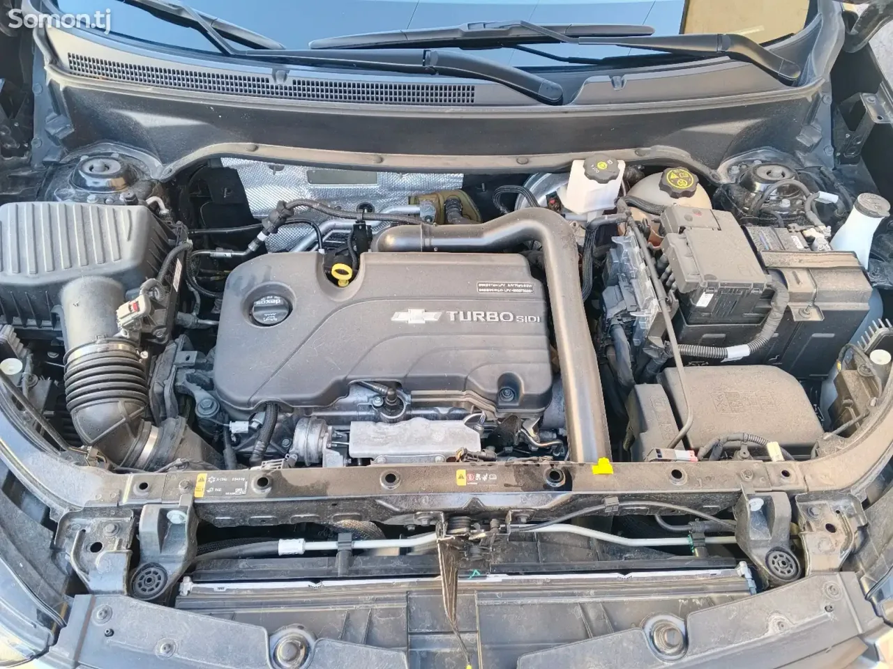 Chevrolet Equinox 2023 · 1.6 AT