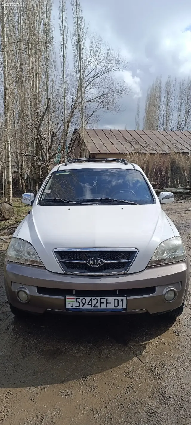 Kia Sorento 2005 · 2.0 MT