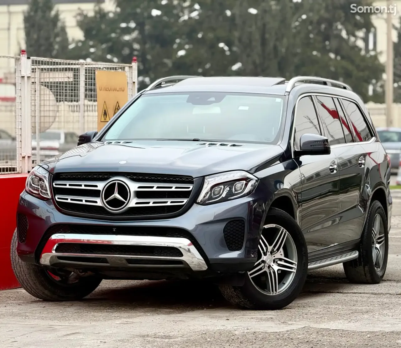 Mercedes-Benz GLS 2017 · 4.5 AT