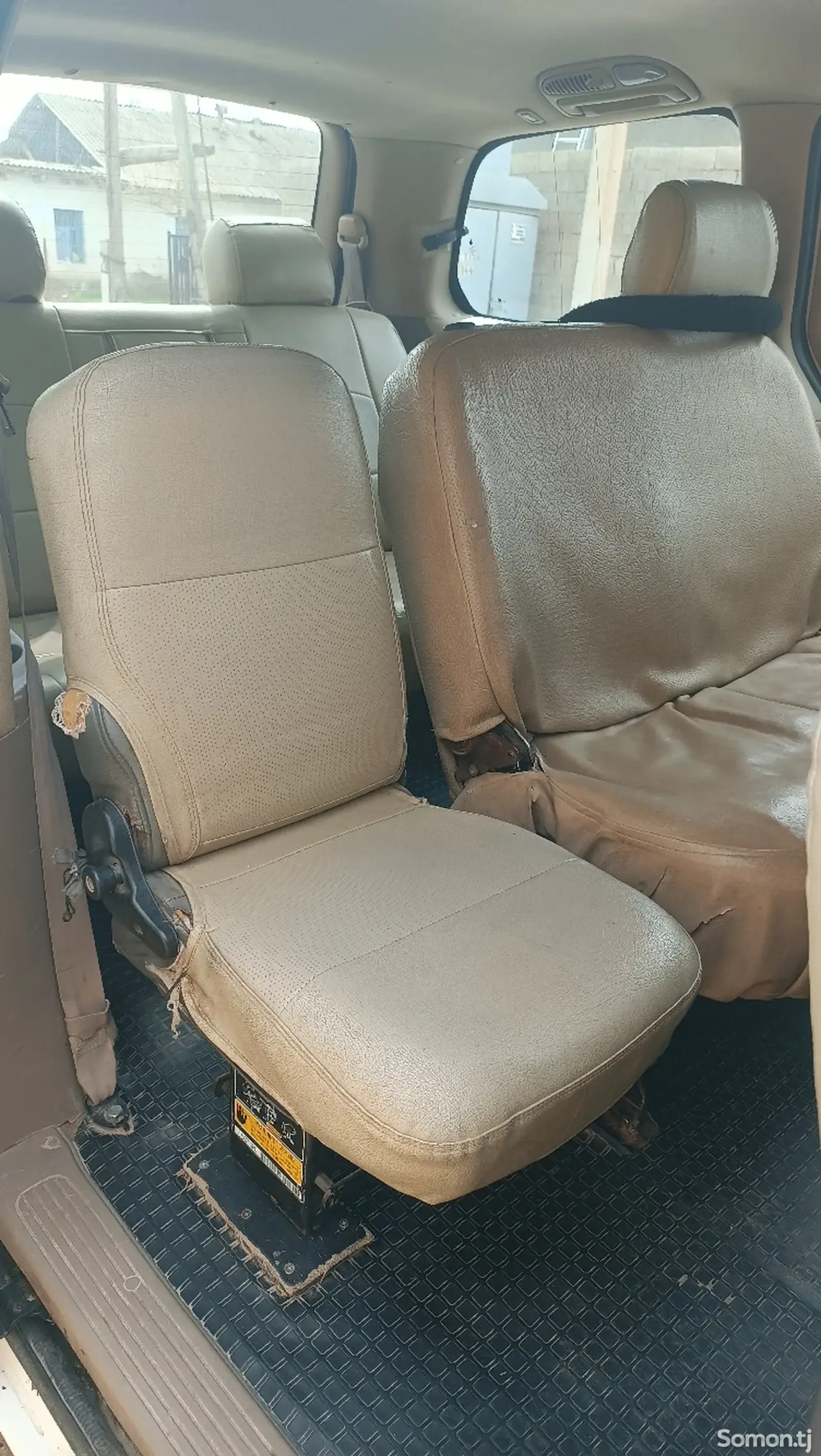 Kia Carnival 2001 · 1.8 MT