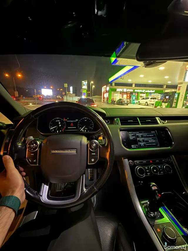Land Rover Range Rover Sport 2015 · 3.0 AT