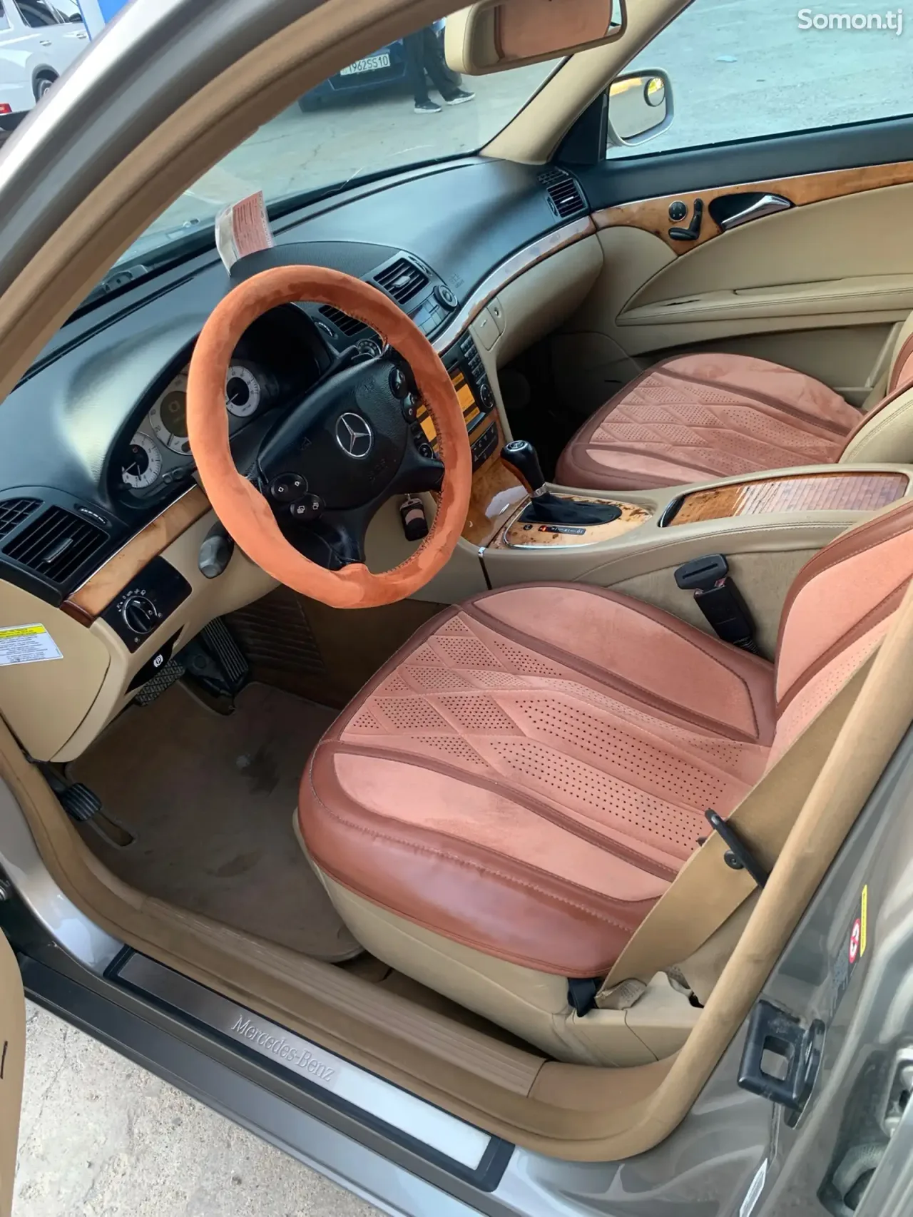 Mercedes-Benz E class 2009 · 3.5 AT