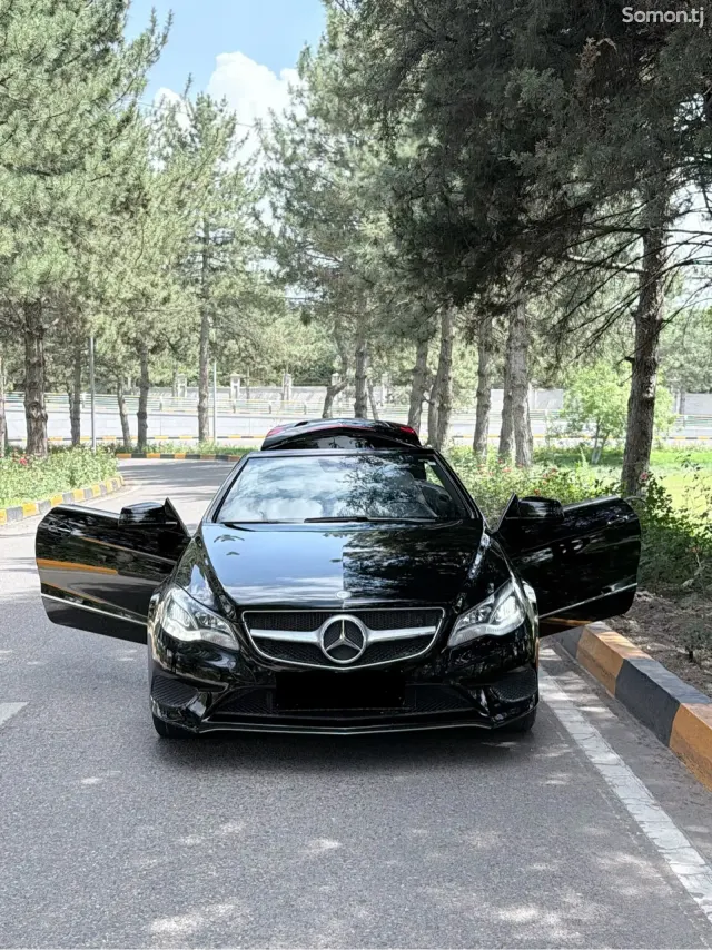 Mercedes-Benz E class 2014 · 3.5 AT