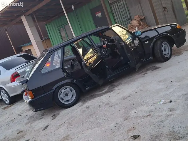 Lada (ВАЗ) 2114 2011 · 1.7 MT