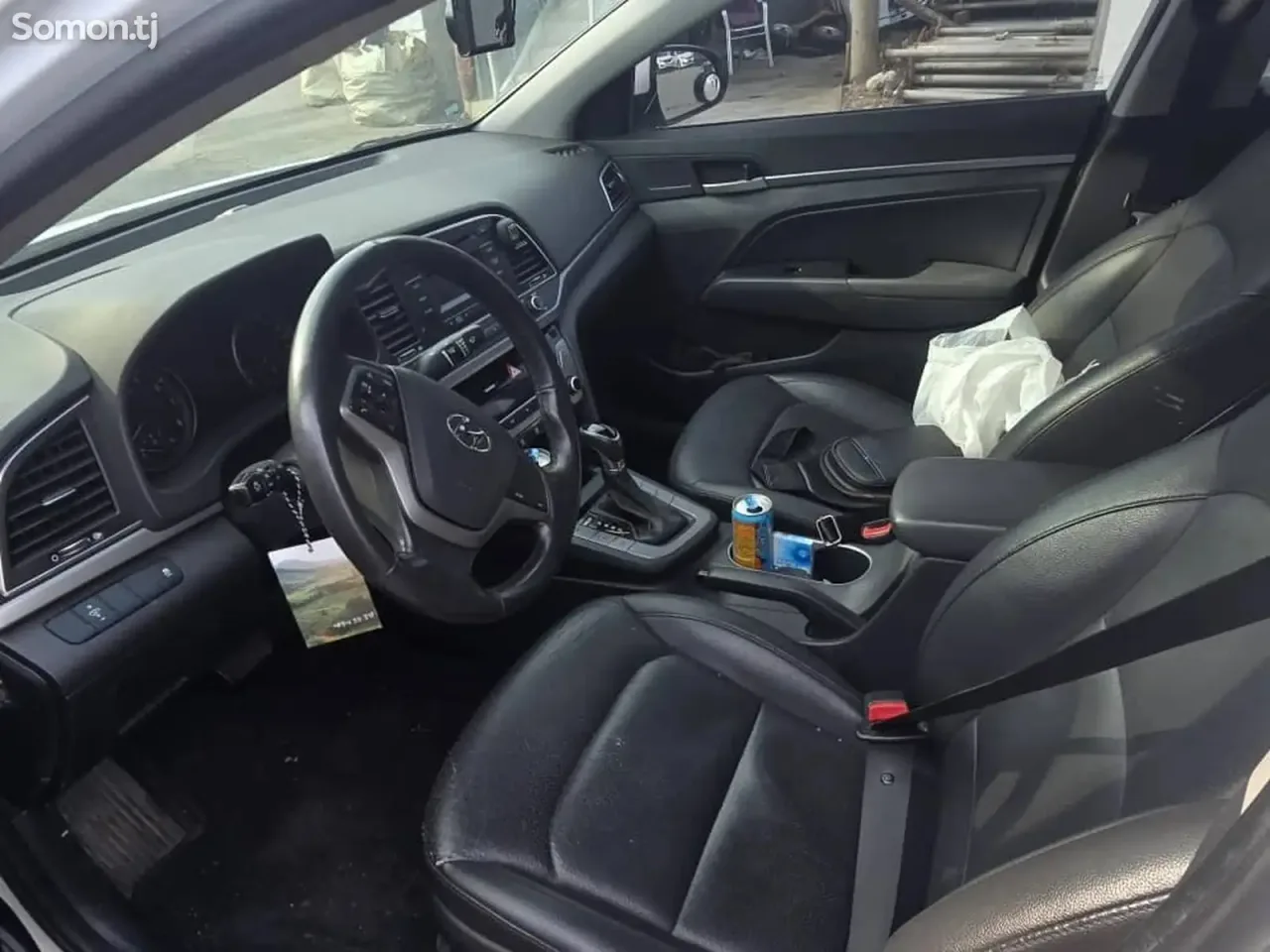 Hyundai Avante 2016 · 1.6 AT