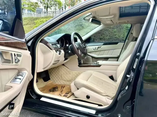 Mercedes-Benz E class 2014 · 2.0 AT