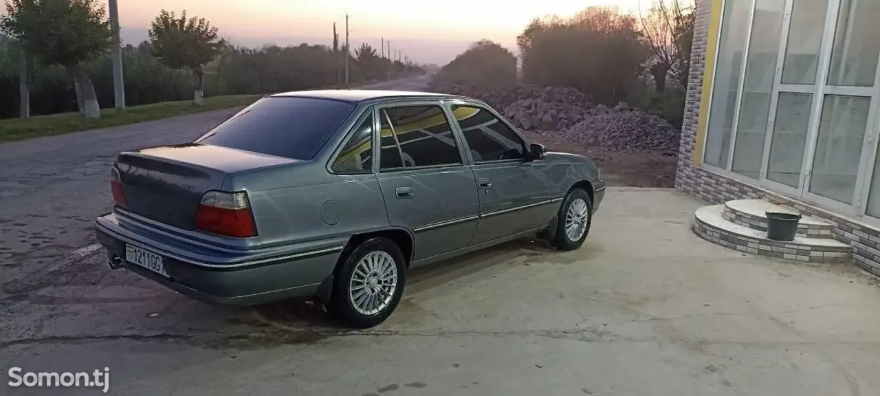 Daewoo Nexia 1996 · 1.6 MT