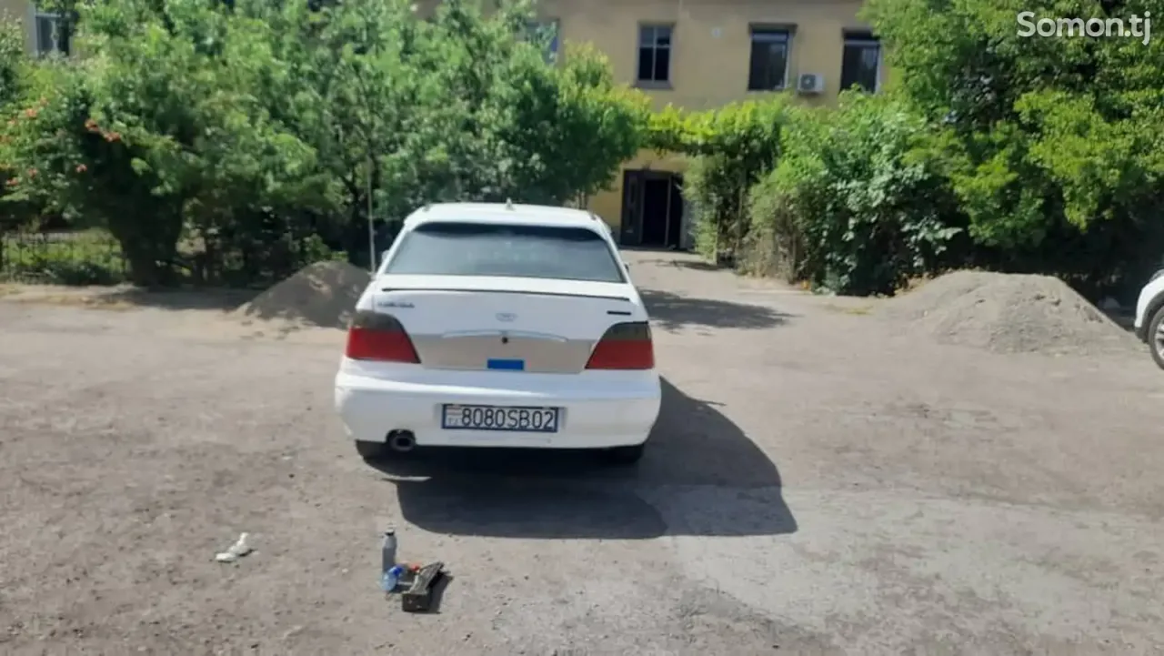Daewoo Nexia 1995 · 1.5 MT