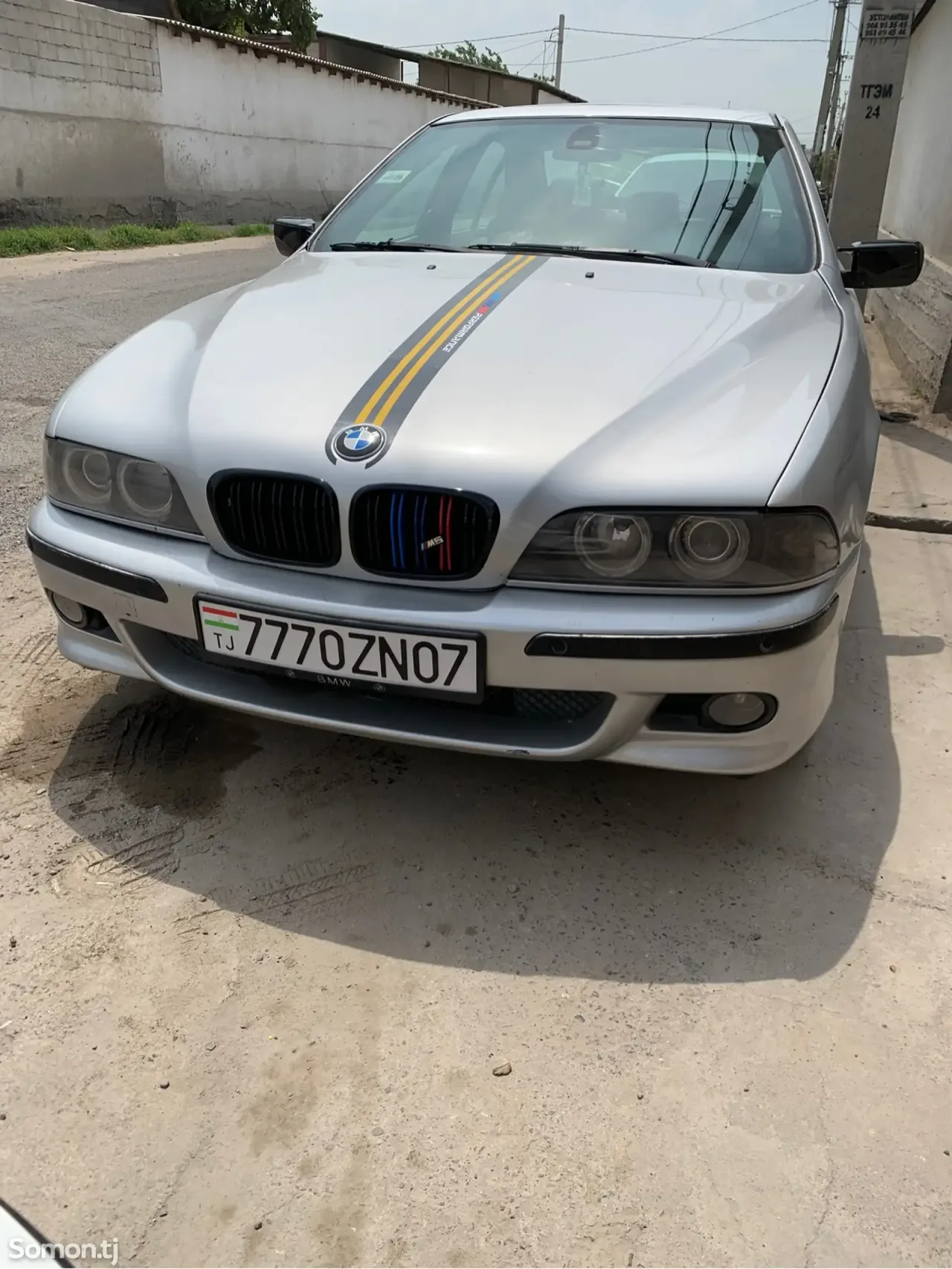 BMW 5 series 1999 · 2.5 MT