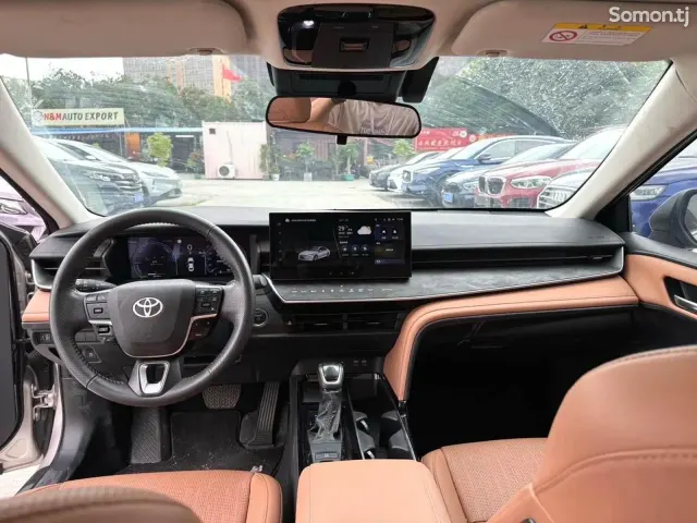 Toyota Camry 2024 · 2.5 AT