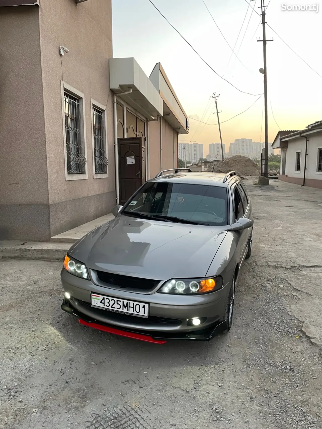 Opel Vectra B 1999 · 1.8 MT