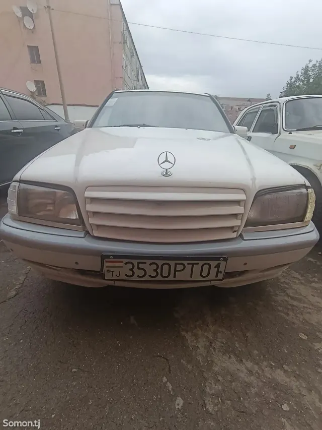 Mercedes-Benz A class 1993 · 1.8 MT