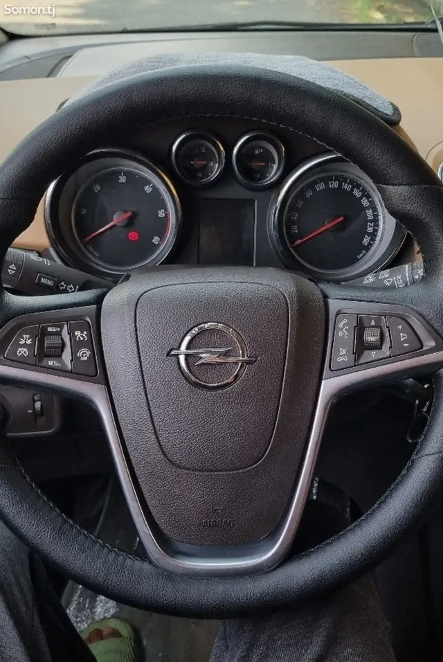 Opel Zafira 2017 · 2.0 AT