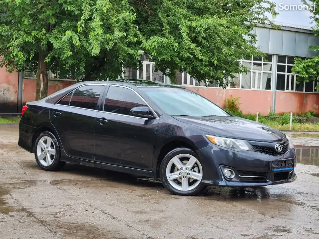 Toyota Camry 2012 · 2.5 AT