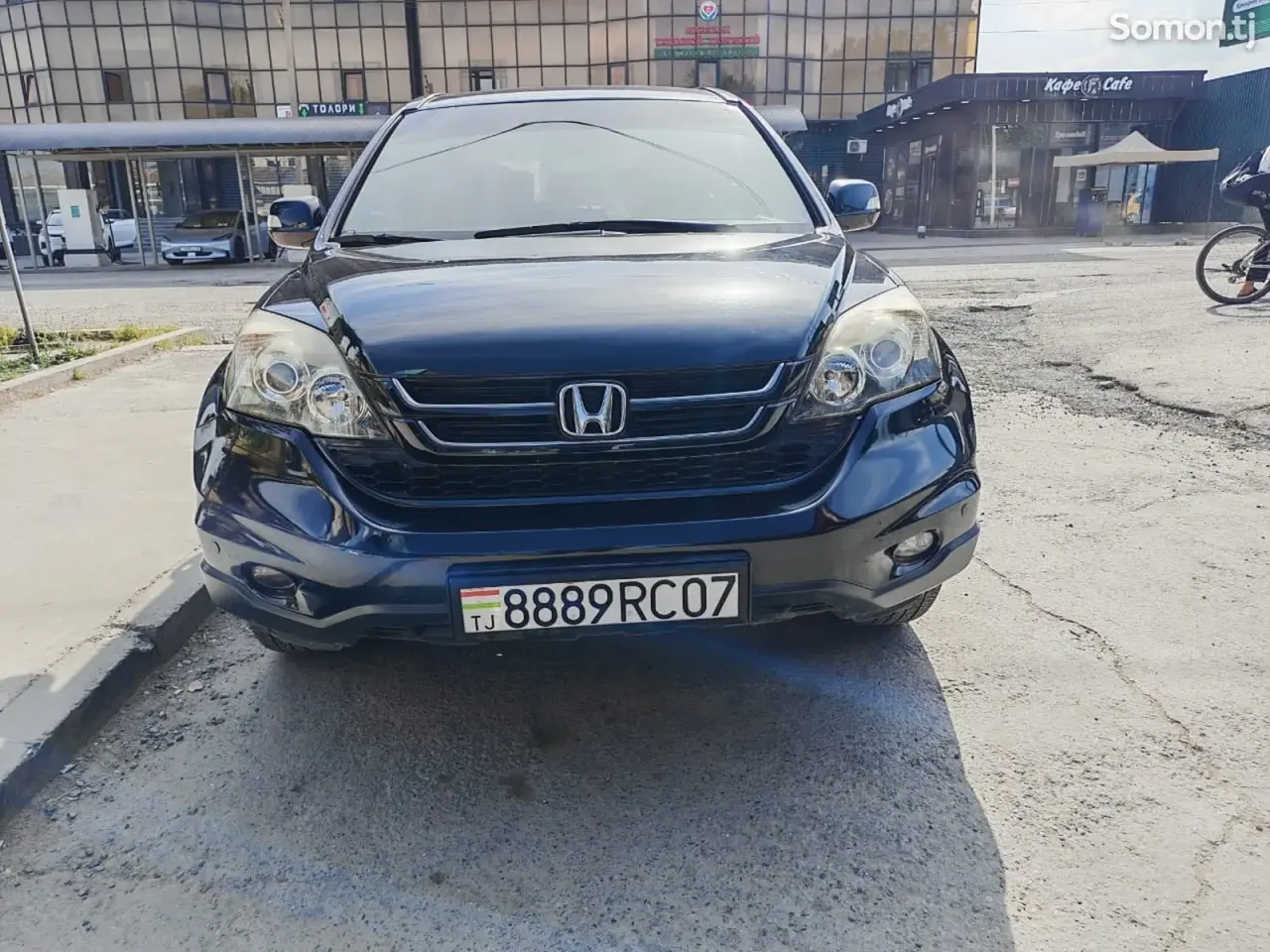 Honda CR-V 2011 · 2.0 MT