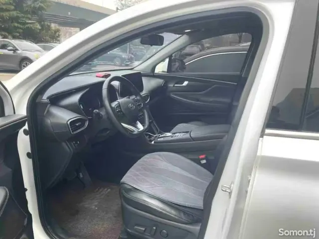 Hyundai Santa Fe 2020 · 2.0 AT