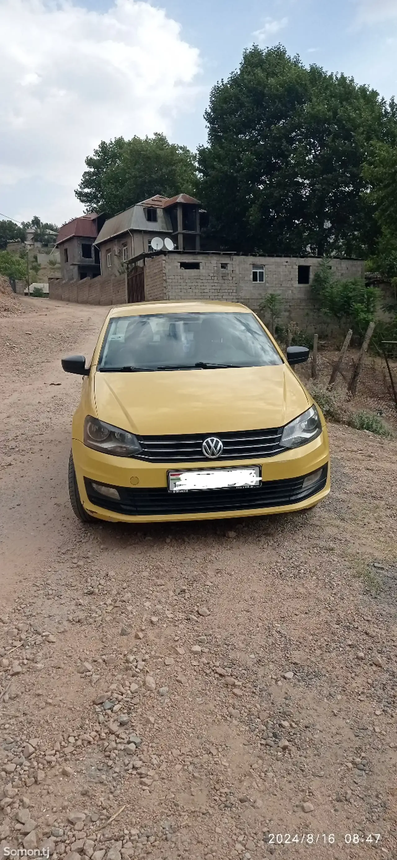 Volkswagen Polo 2018 · 1.6 MT