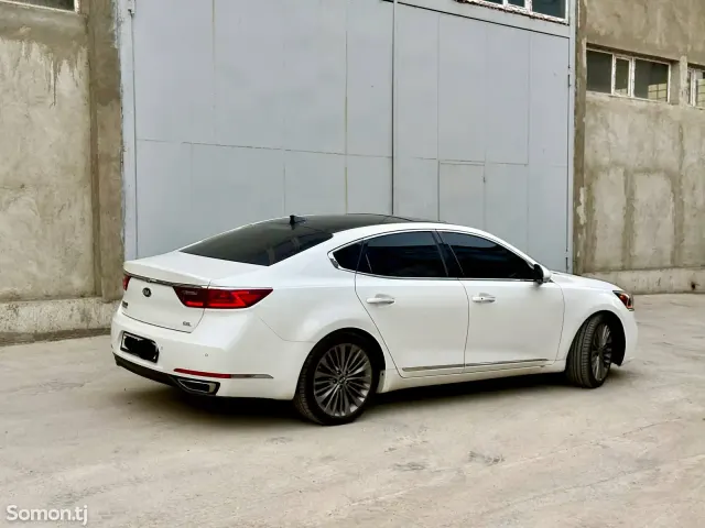 Kia K7 2017 · 3.3 AT
