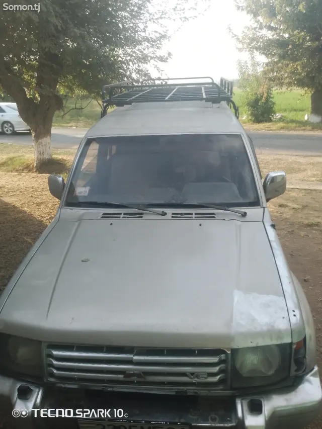 Mitsubishi Pajero 1994 · 3.0 AT